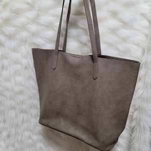 Elegant Tan Shoulder Bag